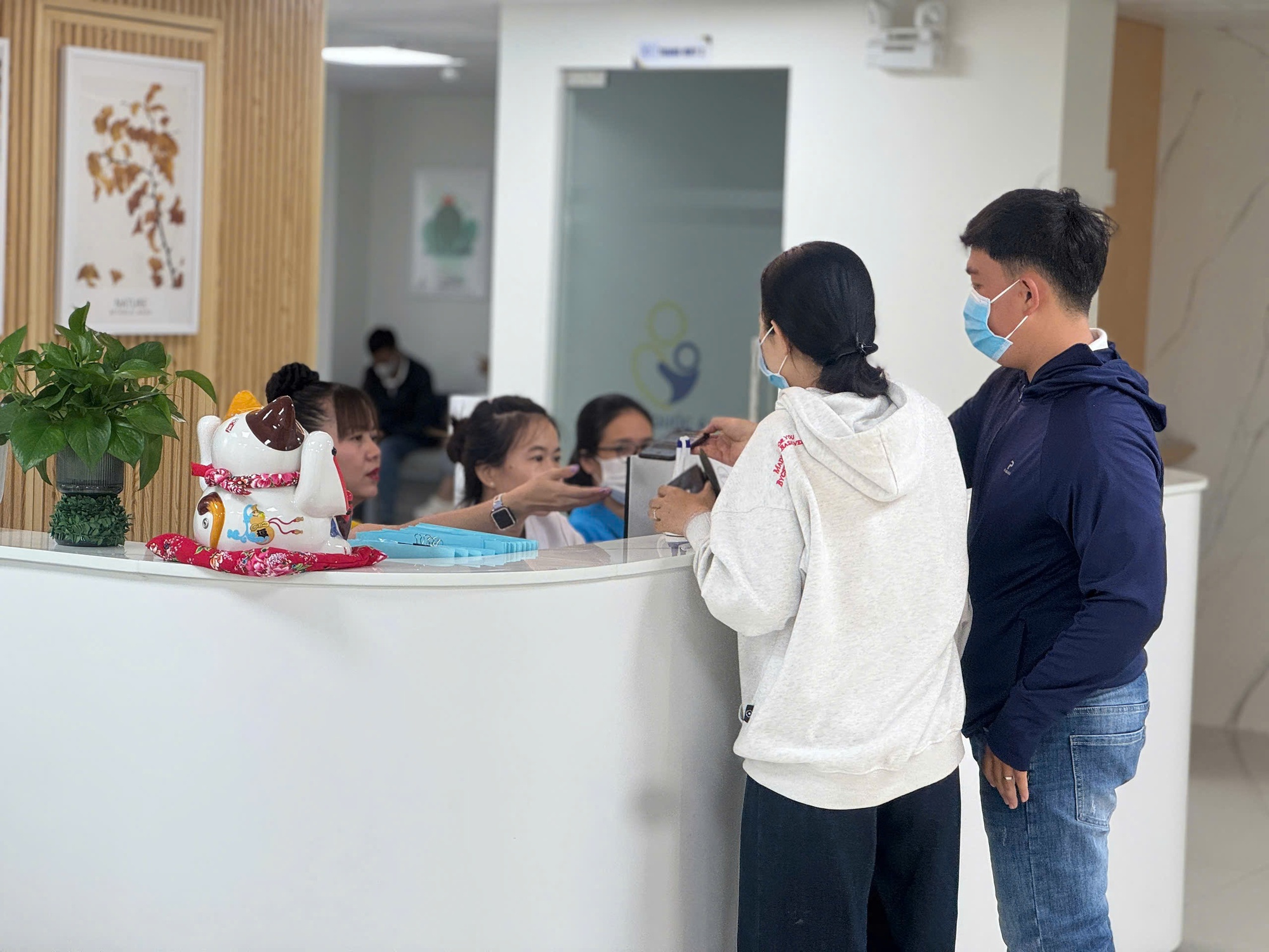 “Ống nghiệm tiết kiệm” và chia sẻ kiến thức hiếm muộn cho công nhân khu công nghiệp- Ảnh 5.