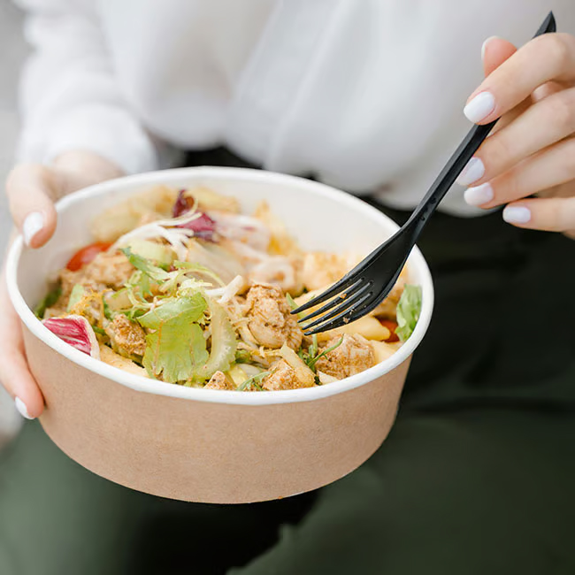 4 bữa tối phụ nữ nên ngừng ăn nếu không muốn bị tích mỡ bụng và ngủ thật ngon- Ảnh 1.