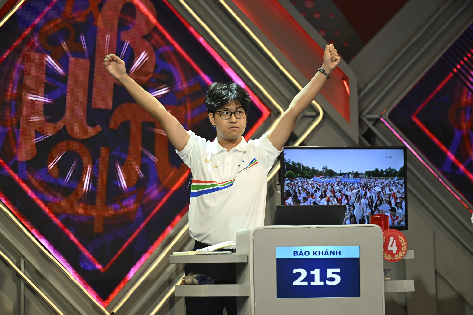 Trần Bùi Bảo Khánh - Quán quân Olympia 2025 sở hữu profile 