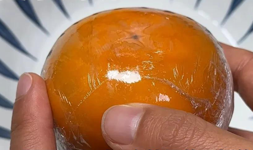 Mua hồng giòn về, không muốn ăn bị chát đắng thì cứ theo 4 mẹo này đảm bảo chín đều, ăn lại ngọt đậm đà- Ảnh 5.