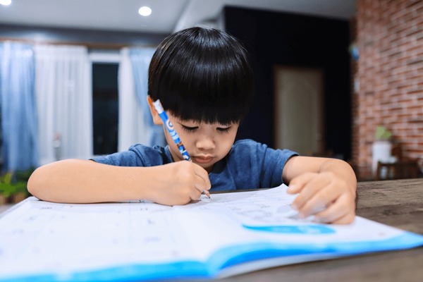 Tôi tự dưng trở thành Tôi tự dưng trở thành