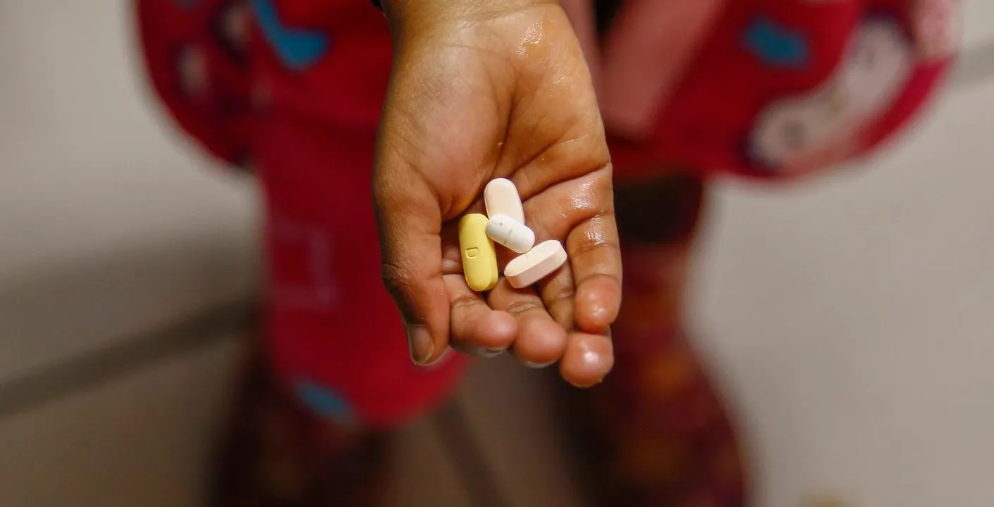 Điều trị ARV giúp vị thành niên nhiễm HIV sống khỏe và bảo vệ khả năng sinh sản- Ảnh 1.