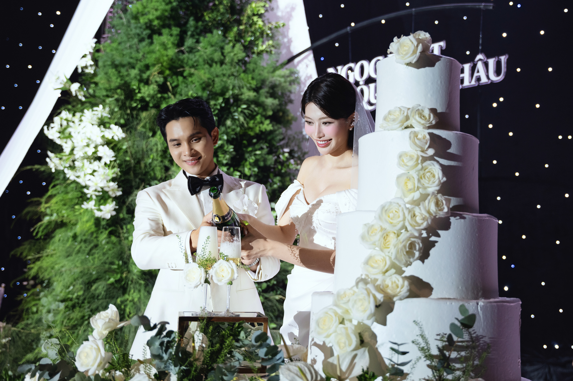 Đám cưới Quỳnh Châu và thiếu gia: Cô dâu khóc nức nở, dàn nghệ sĩ 