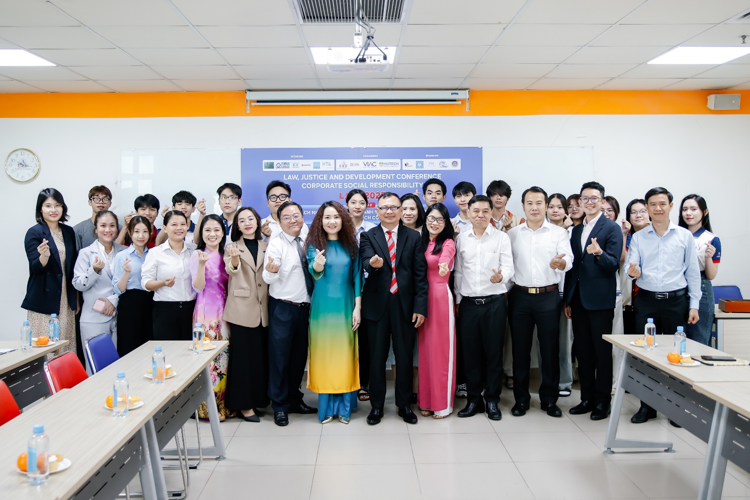 Chương trình thạc sĩ Luật kinh tế: Học ứng dụng, nâng tầm nghiên cứu- Ảnh 2.