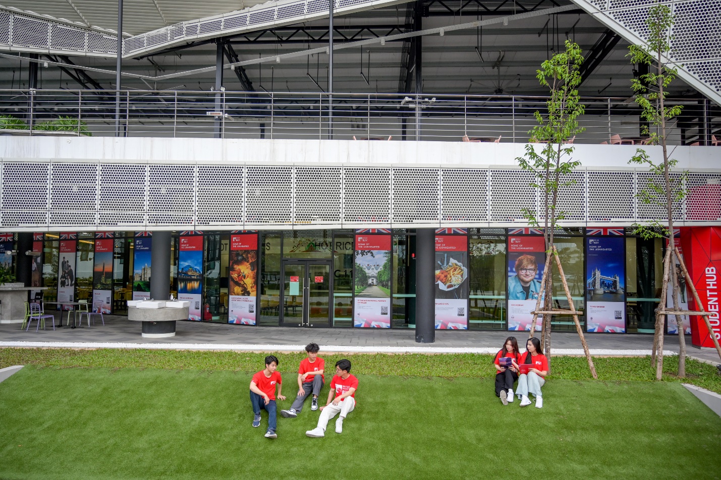 BUV kết nối sinh viên Việt Nam với 200 năm di sản giáo dục Manchester - cái nôi của Cách mạng Công nghiệp Anh Quốc- Ảnh 2.