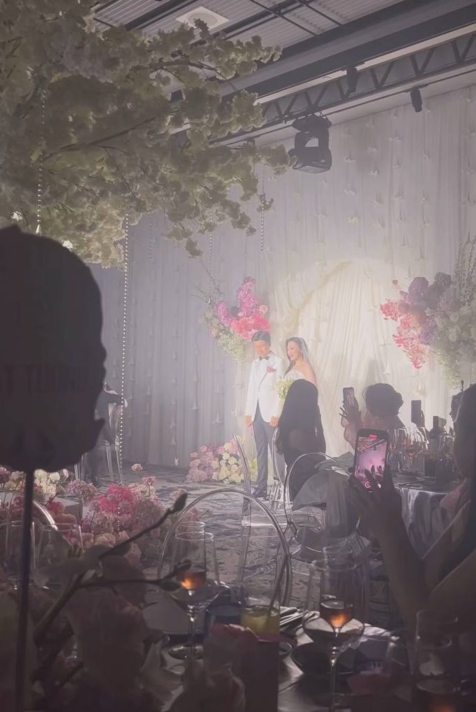 Hỷ sự 0 vàng của thiếu gia Phan Hoàng và ái nữ “tài phiệt”: Giật mình nhìn sang các đám cưới siêu giàu khác- Ảnh 9.