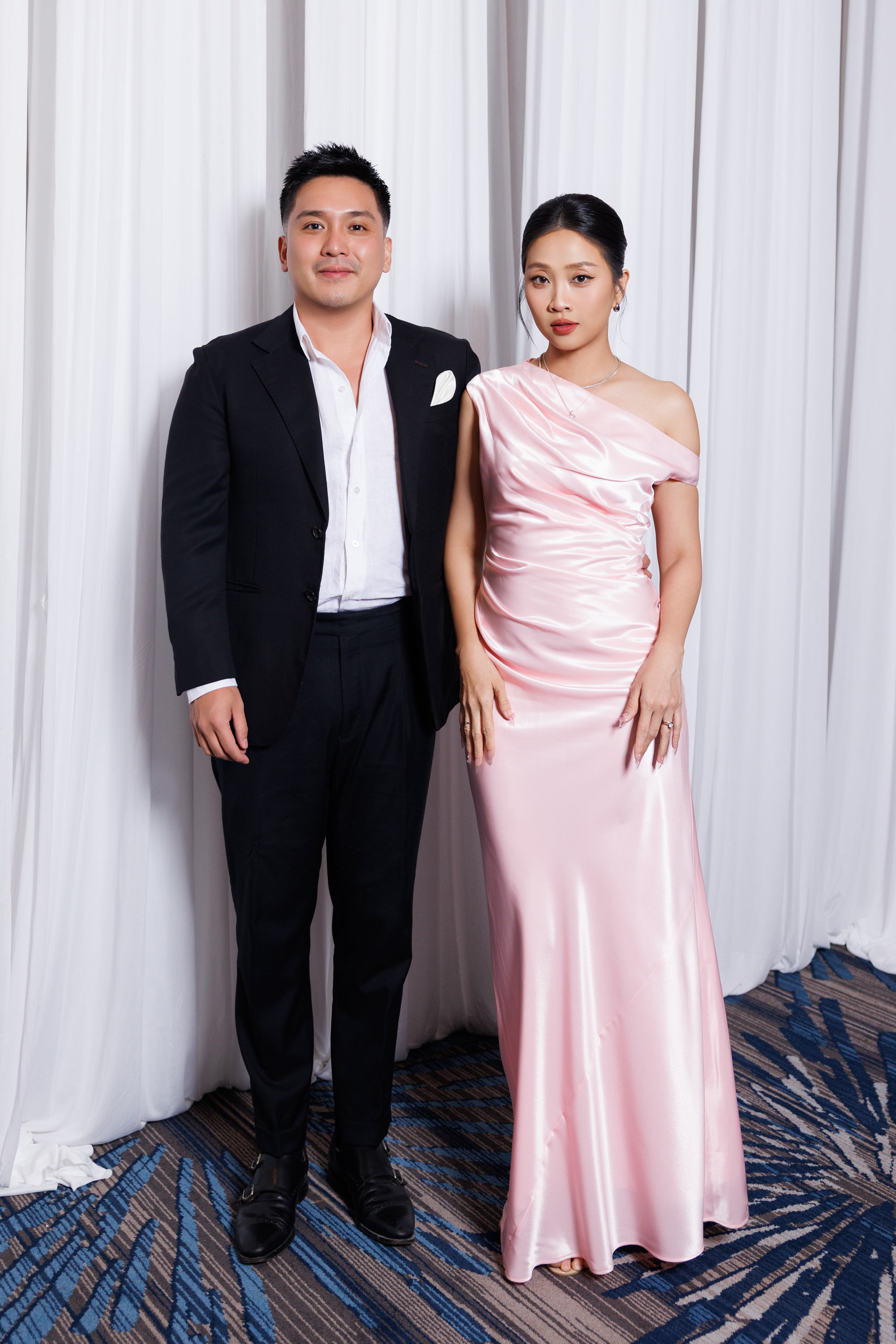 Nửa showbiz đến chúc phúc Chế Nguyễn Quỳnh Châu: Hoà Minzy nổi bần bật trong váy xuyên thấu, Ngô Kiến Huy - Khổng Tú Quỳnh đụng mặt- Ảnh 24.