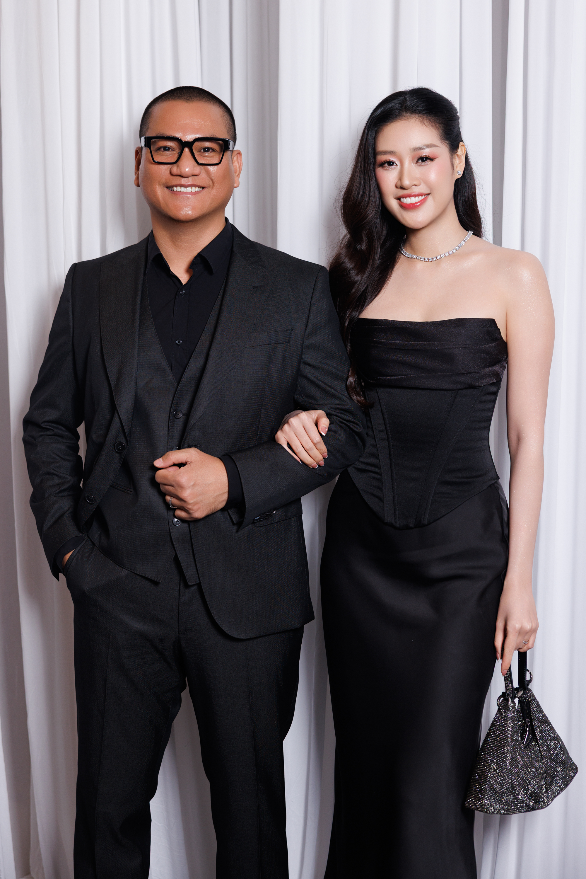 Nửa showbiz đến chúc phúc Chế Nguyễn Quỳnh Châu: Hoà Minzy nổi bần bật trong váy xuyên thấu, Ngô Kiến Huy - Khổng Tú Quỳnh đụng mặt- Ảnh 11.