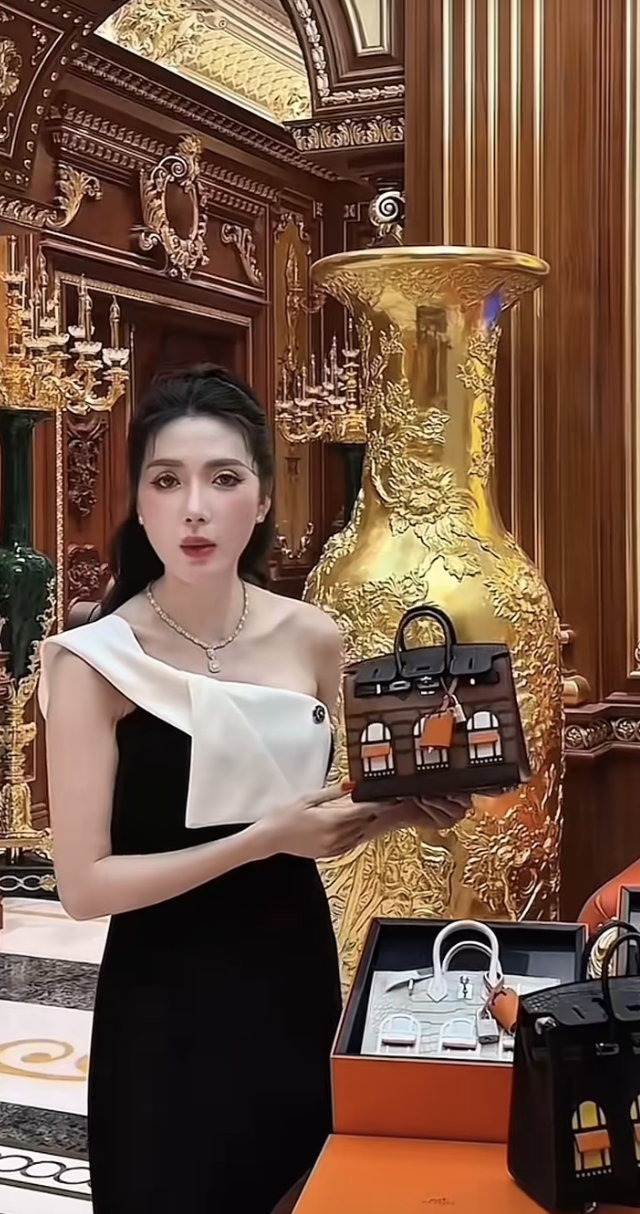 Sự thật về 40 chiếc túi Hermès trông 