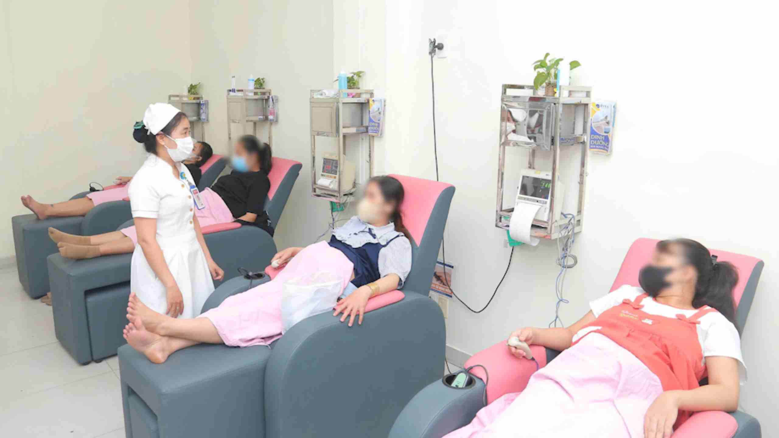 Cách bảo vệ con khi mẹ bầu bị viêm gan B, giang mai, HIV- Ảnh 1.