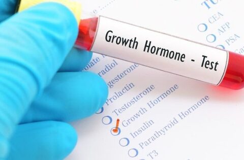 Trẻ thấp lùn do thiếu hụt hormone tăng trưởng