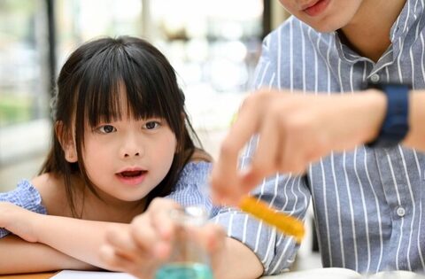 Bố mẹ có 2 NHÓM MÁU này đích thị là “cặp đôi hoàn hảo”, sinh con ra sẽ thông minh hơn bình thường