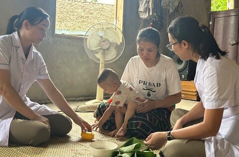 Những dấu hiệu bất thường về tâm lý sau sinh: Lời cảnh báo cho các bà mẹ