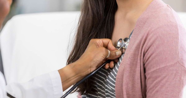 Bệnh nhân sống sót sau ung thư vú có cần gặp bác sĩ tim mạch không?