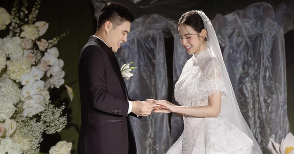 Toàn cảnh đám cưới Hương Liên và thiếu gia