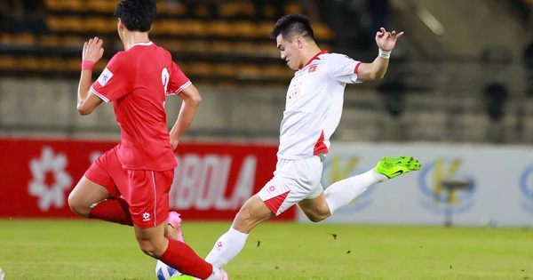 Diễn biến trận ĐT Việt Nam vs Lào: Xuân Son vào sân