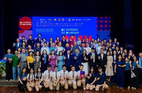 PVcomBank đồng hành cùng chiến dịch “Không Một Mình” hướng tới một không gian trực tuyến an toàn