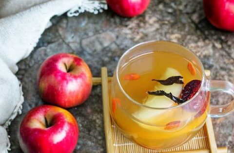 Ăn táo buổi sáng hay tối tốt hơn? Phụ nữ cứ theo 2 công thức này vừa tốt trong kỳ “đèn đỏ” lại đẹp da