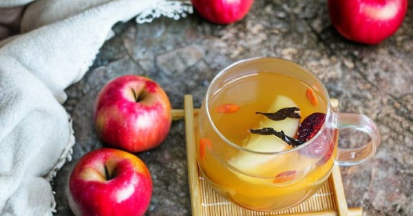 Ăn táo buổi sáng hay tối tốt hơn? Phụ nữ cứ theo 2 công thức này vừa tốt trong kỳ “đèn đỏ” lại đẹp da