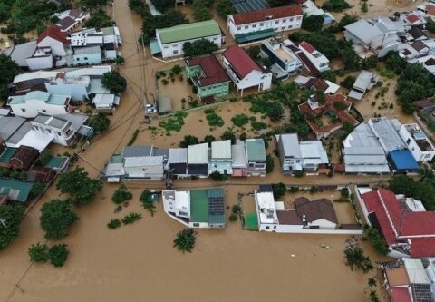 Bảo hiểm xã hội Việt Nam chủ động đề xuất nhiều giải pháp hỗ trợ cho các tỉnh bị lũ lụt