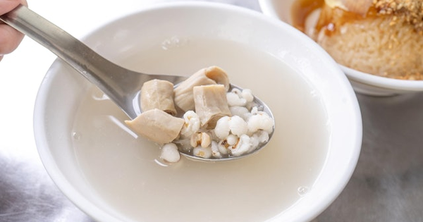 Người phụ nữ 47 tuổi đột quỵ qua đời vì thường xuyên uống nước canh