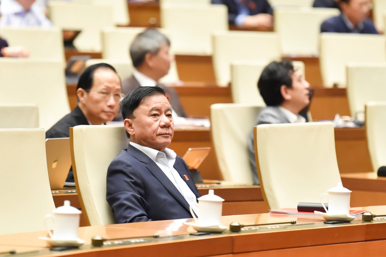 Cắt giảm 50 điều kiện kinh doanh, bổ sung quy định chặt chẽ về chất hướng thần