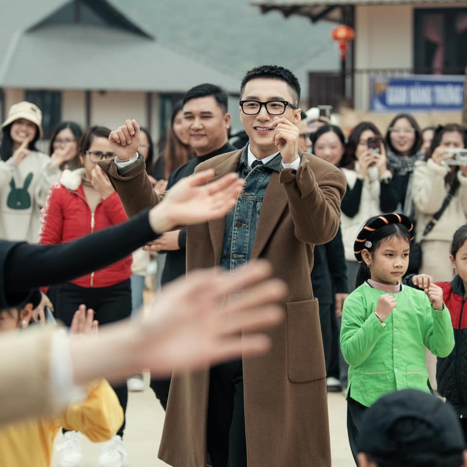 Sơn Tùng và con số 700 triệu đồng đang làm bùng nổ MXH!- Ảnh 3.