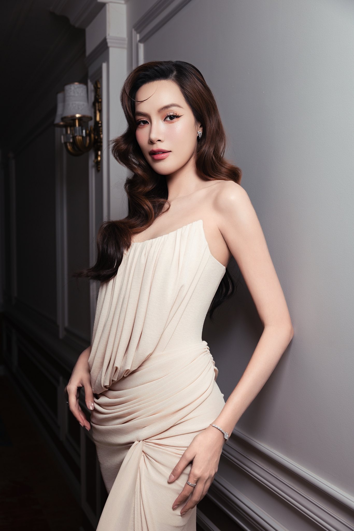 Thông báo nóng quan trọng từ Hoa hậu nhà Sen Vàng- Ảnh 1.