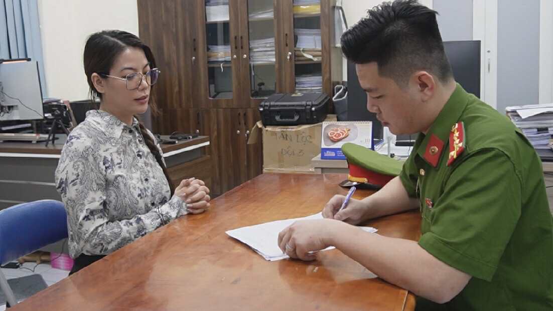 1.458 lượng vàng Trương Ngọc Ánh bị cáo buộc chiếm đoạt là bao nhiêu tiền?- Ảnh 1.