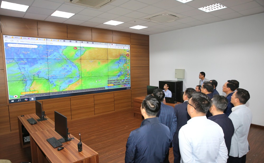 Đẩy mạnh sản xuất kinh doanh hoàn thành vượt mức kế hoạch 2025