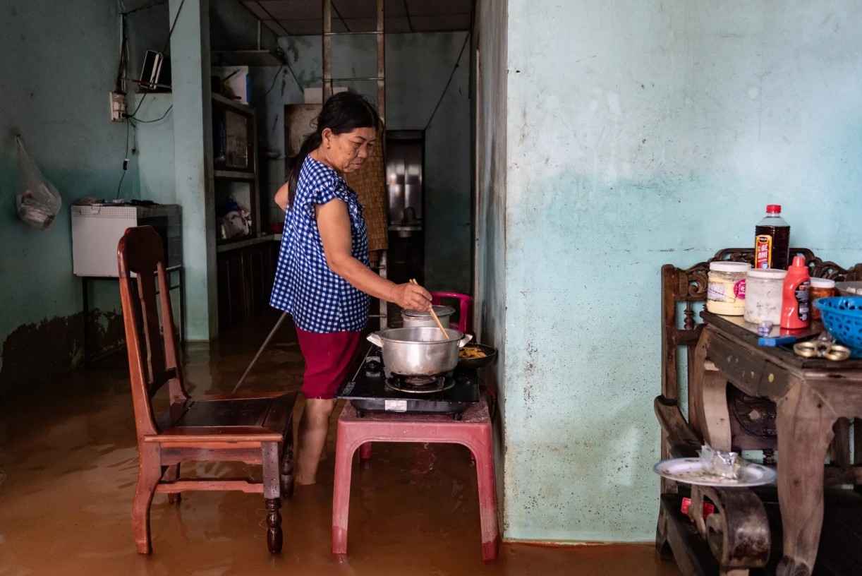 Thời báo New York Times của Mỹ đưa tin: Biến đổi khí hậu có thể biến miền Trung Việt Nam thành điểm nóng toàn cầu về bão lũ- Ảnh 10.