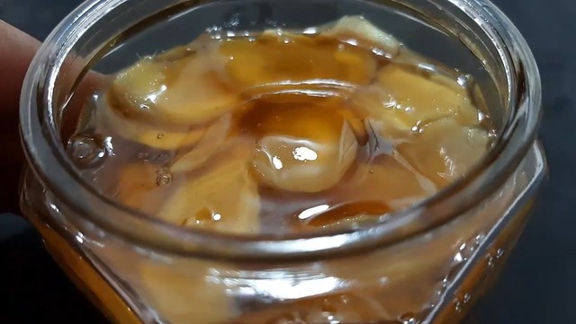 Mật ong pha thêm 1 thứ này khi uống thì sẽ thành 