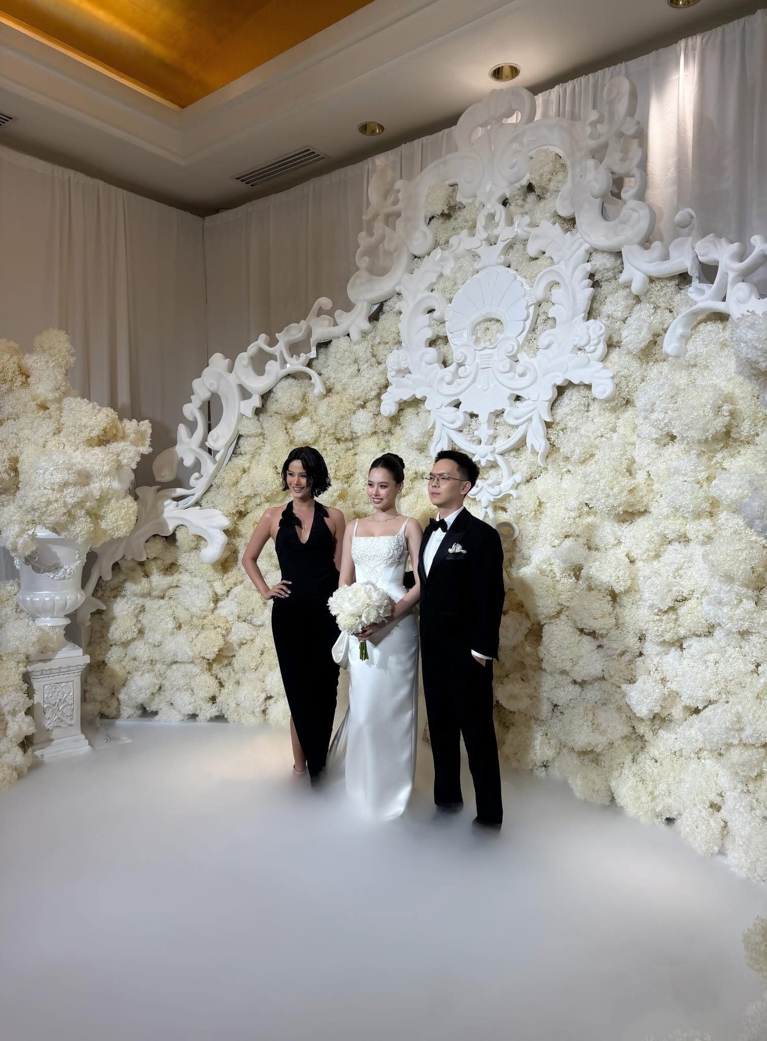 Đám cưới Á hậu Tâm Như và chồng doanh nhân: Cô dâu khóc nức nở, Khánh Vân, Ngọc Châu và dàn sao Việt đổ bộ- Ảnh 8.