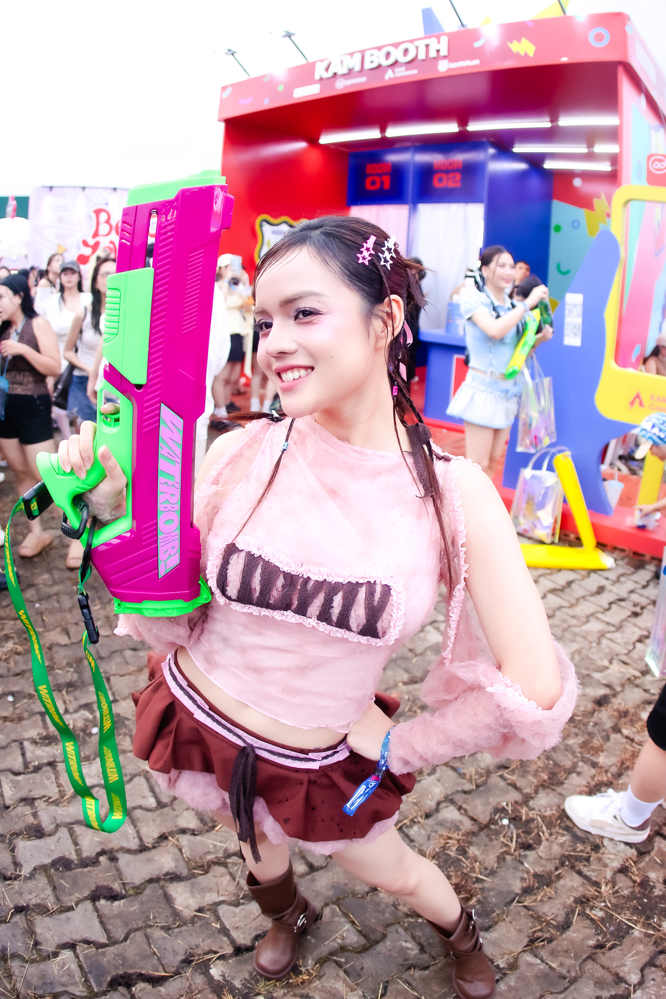 Zoom cận những cô nàng nóng bỏng nhất tối nay!- Ảnh 6.