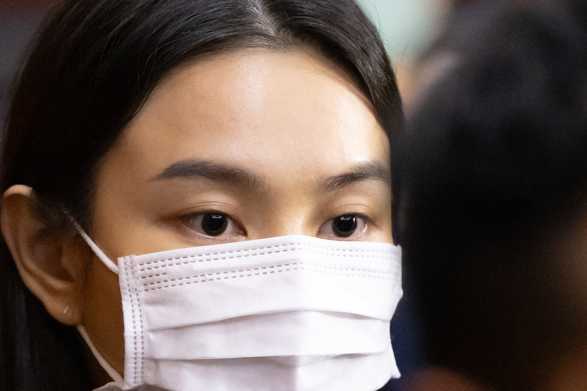 Toàn cảnh phiên xét xử Thùy Tiên, Hằng Du Mục và Quang Linh Vlogs: Những giọt nước mắt muộn màng- Ảnh 15.