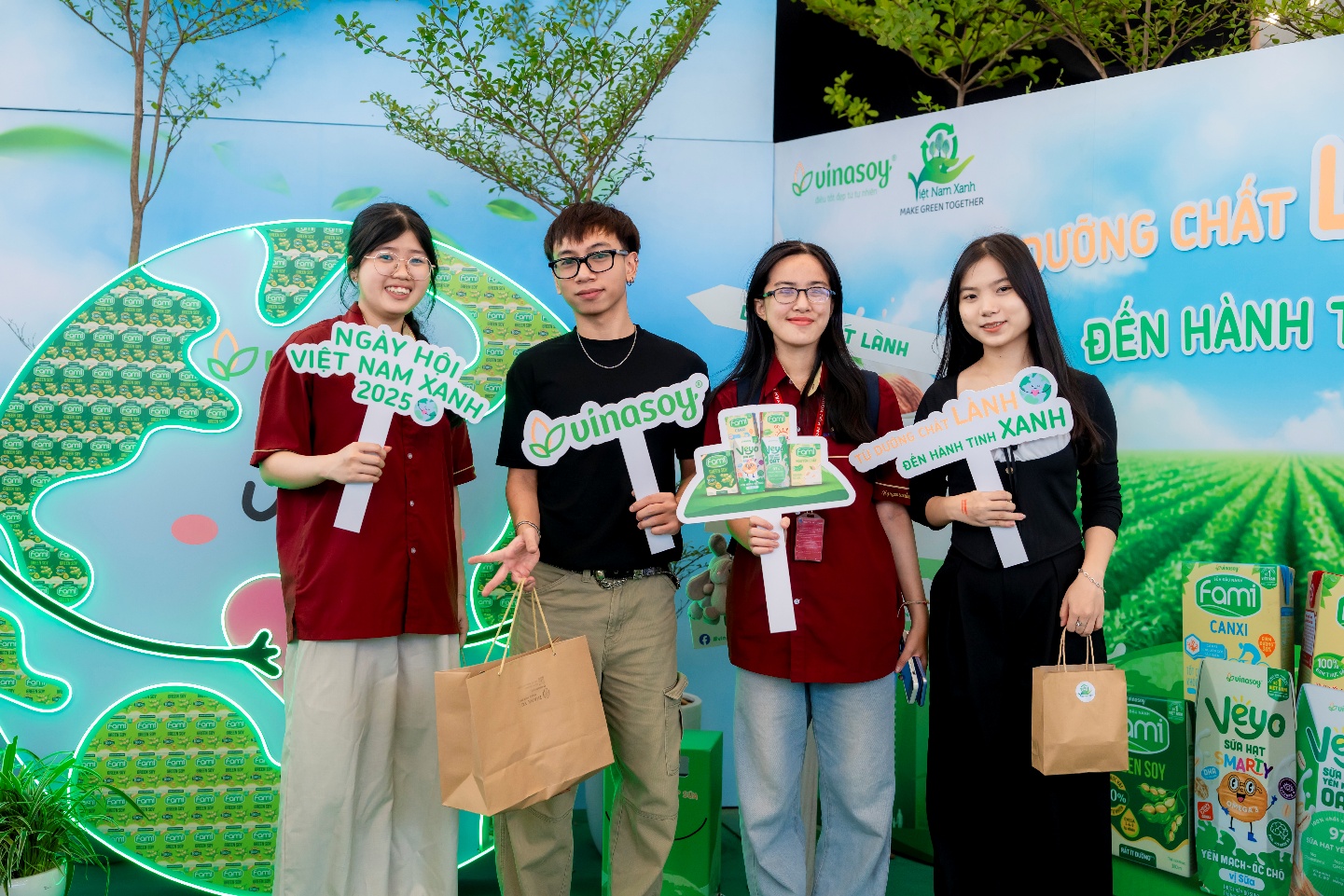 Vinasoy chung tay cùng cộng đồng kiến tạo Việt Nam xanh- Ảnh 2.