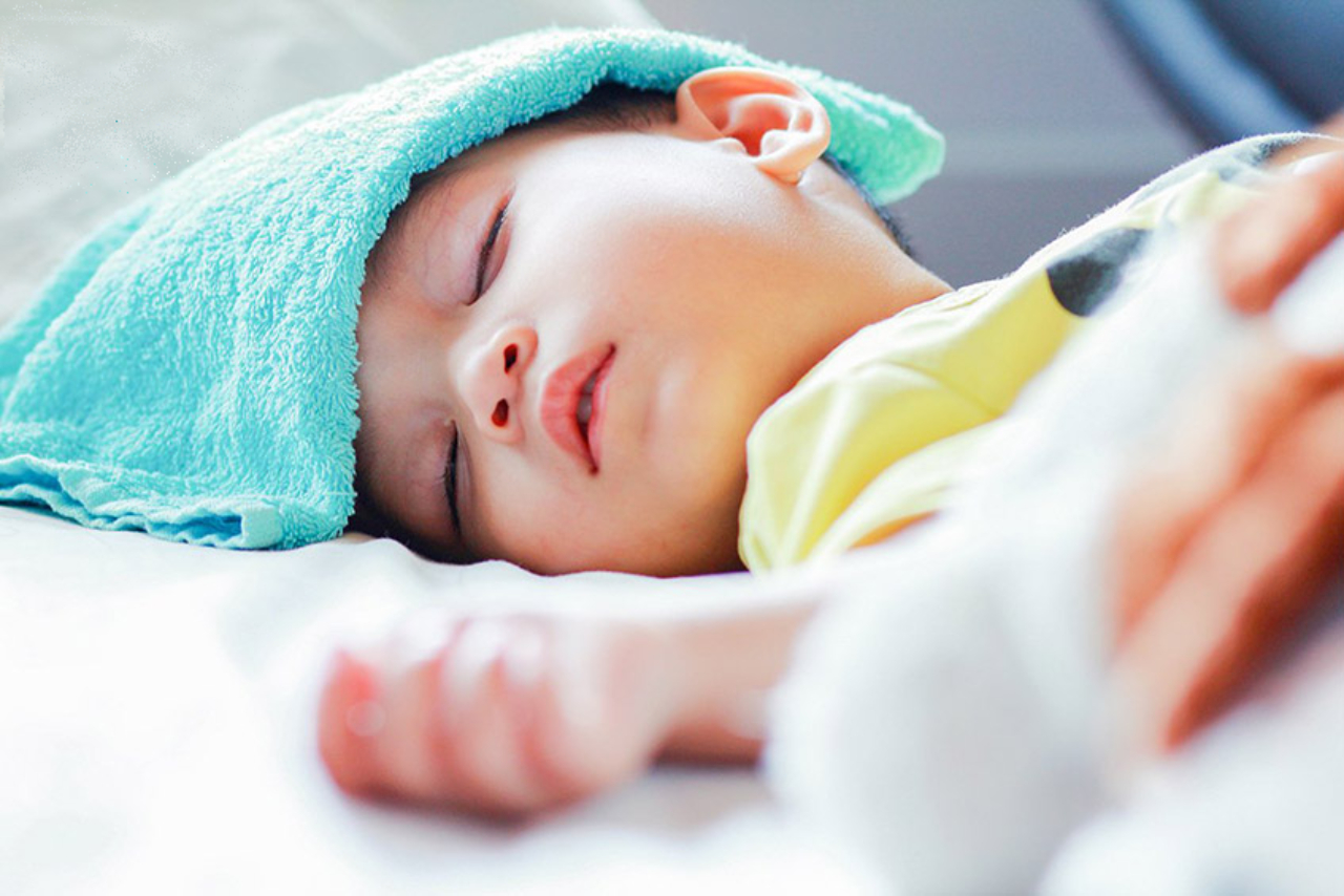 Trẻ bị sốt co giật: cách xử trí an toàn| TCI Hospital