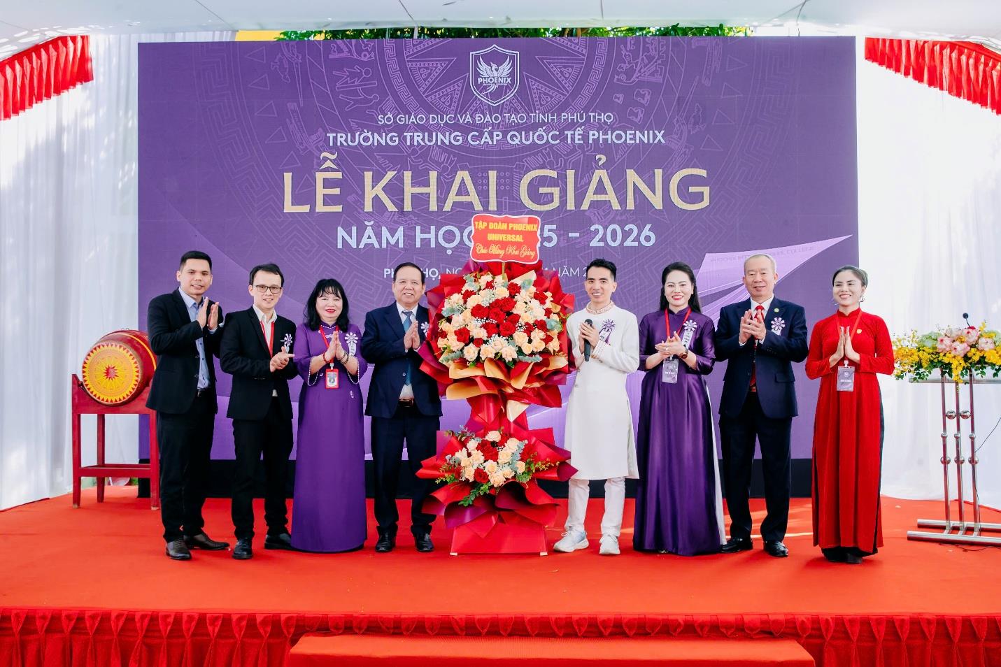 Trường Trung cấp Quốc tế Phoenix : Đào tạo chuyên biệt ngành thẩm mỹ - làm đẹp- Ảnh 2.