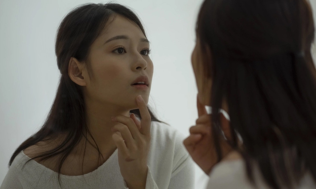 Nhiều chị em da khô, thiếu ngủ, tóc rụng cả nắm vì 1 sai lầm kinh điển khi ăn tập gym- Ảnh 1.