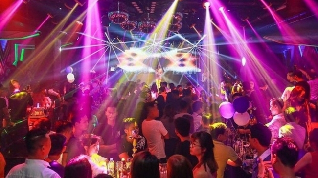 Quy định mức phí thẩm định cấp giấy phép kinh doanh karaoke, vũ trường Quy định mức phí thẩm định cấp giấy phép kinh doanh karaoke, vũ trường