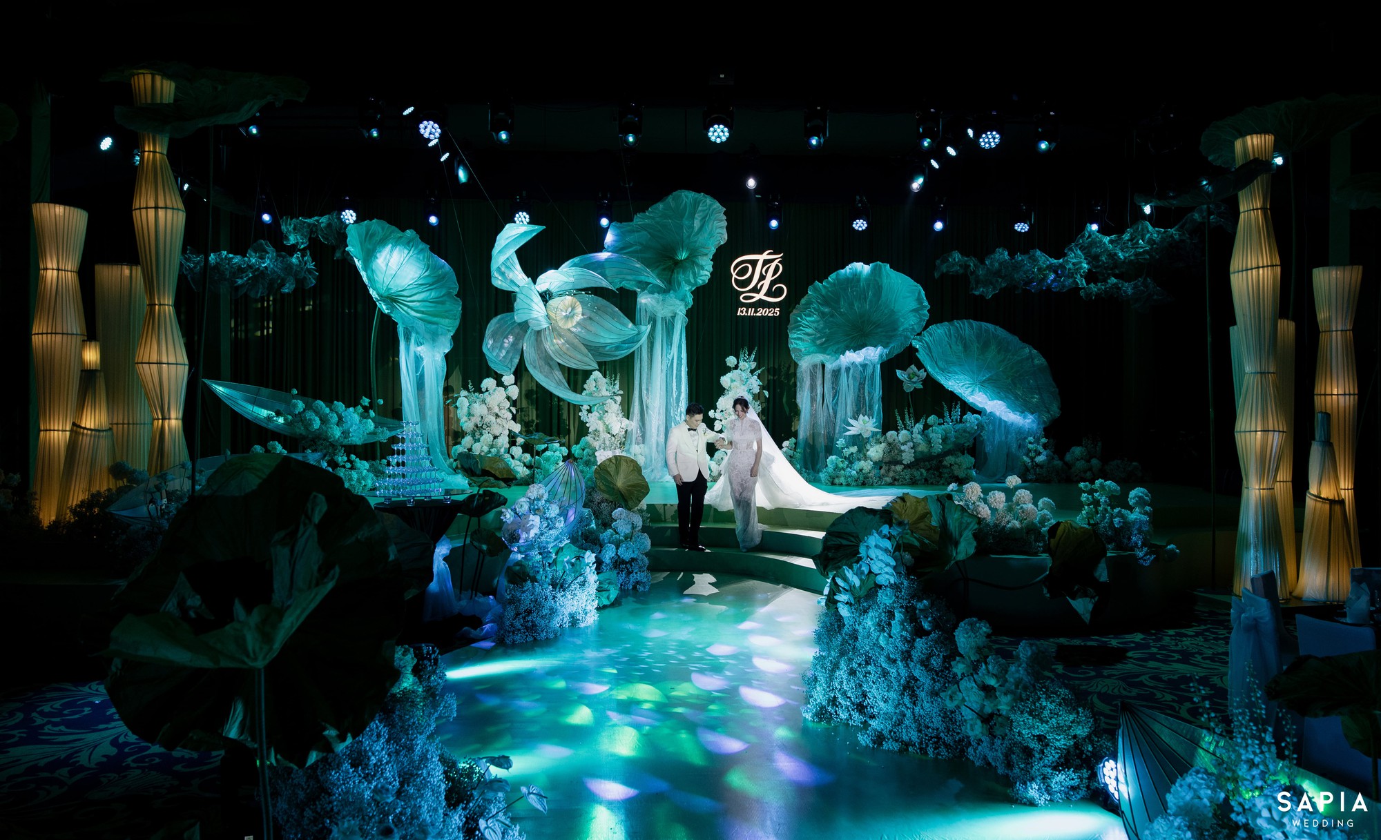 Đám cưới Hương Liên tại Hà Nội: Chú rể thiếu gia cuối cùng đã lộ rõ mặt, cặp đôi thực hiện nghi thức lạ!- Ảnh 17.