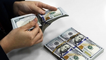 Tỷ giá USD hôm nay (27/11): Trung tâm tăng, 