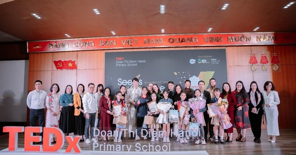 Học sinh khối Oxford trở thành diễn giả tại TEDx