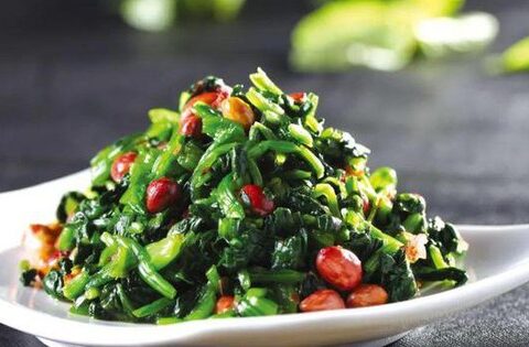 7 nhóm thực phẩm được coi là “thuốc nhỏ mắt tự nhiên” có sẵn trên bàn ăn: Tất cả đều dễ tìm ở ngoài chợ