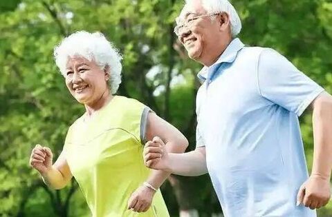 Khi về già có 3 nỗi sợ: Một là té ngã, hai nỗi sợ kia đáng tiếc nhiều người già lại không nhận ra!