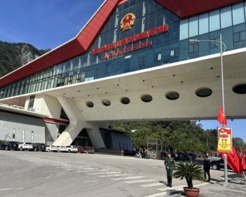 Lạng Sơn: Cửa khẩu Hữu Nghị, giảm 30% chi phí, tăng 40% năng lực thông quan