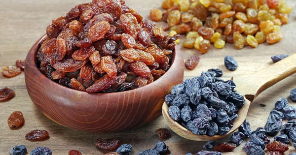 Ăn một ít nho khô trước khi ngủ, sau nửa tháng bạn sẽ nhận 4 lợi ích tuyệt vời, biết càng sớm càng tốt