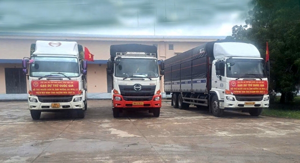 Hoàn thành xuất cấp (đợt 2) gần 3.900 tấn gạo hỗ trợ người dân Khánh Hòa