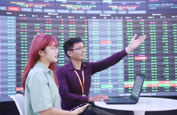 Hoàn thiện khung pháp lý chào bán, phát hành chứng khoán