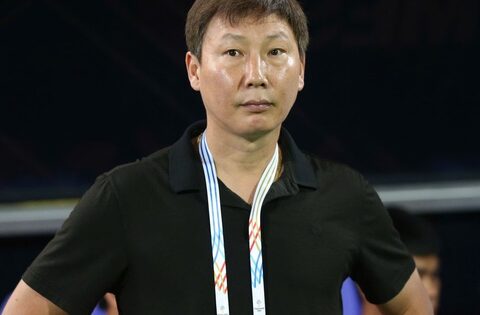 Phỏng vấn HLV Kim Sang-sik: Chuyện người vợ ở Hàn Quốc, “bí mật” giúp U22 Việt Nam ngược dòng ngoạn mục Thái Lan